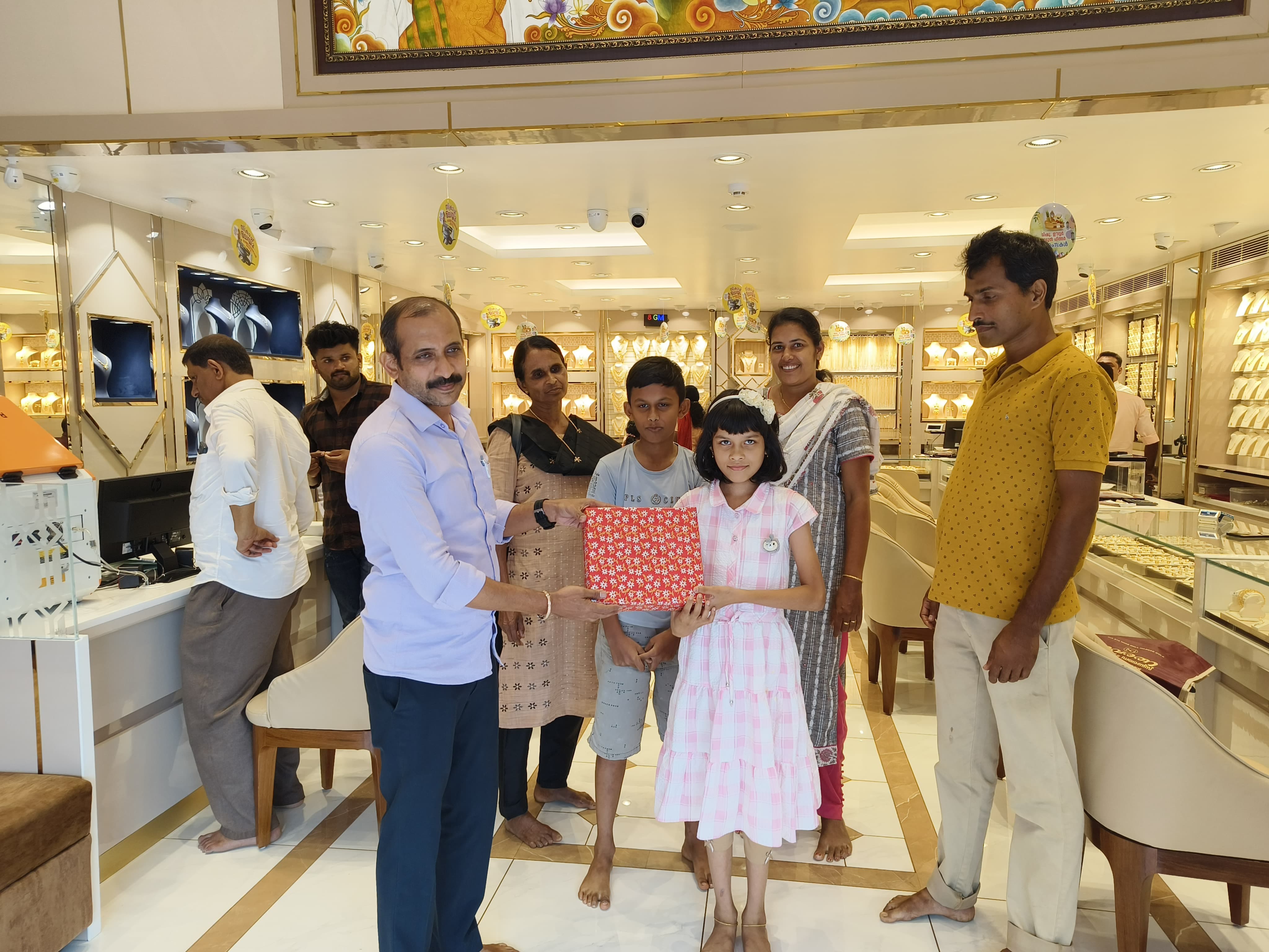 Navarathna Gold and Diamonds Jewellery