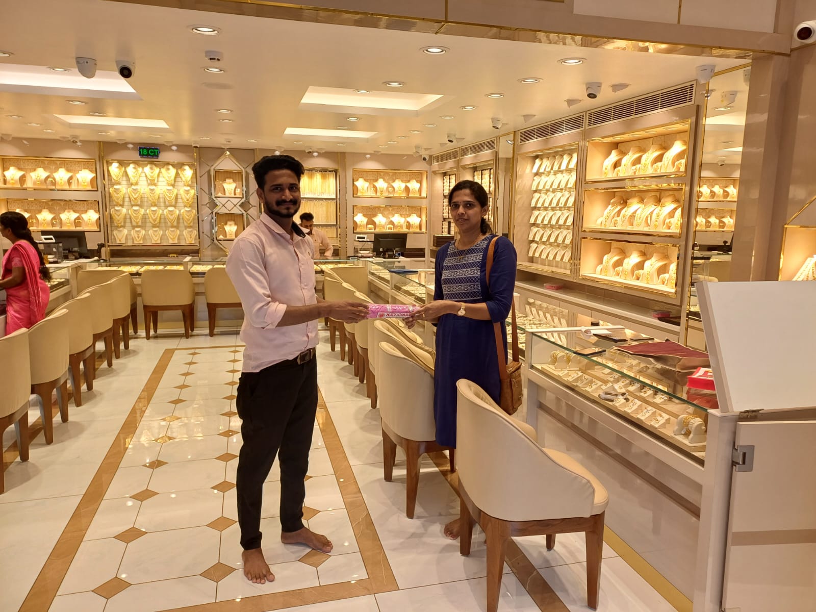Navarathna Gold and Diamonds Jewellery